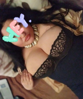 💋 Хочешь окунуться в мир страсти и наслаждения? Со мной ты точно найдешь все, о чем только мечтал! 😈
Мои услуги разнообразны: от классического секса до эротического массажа, от ролевых игр до страпона. Умею слушать и понимать твои желания, гарантирую полное удовлетворение. 💦
Мое опытное тело и нежные прикосновения сведут тебя с ума. Посмотри на мои фото - они подтверждают мою красоту и страсть. 📸
У меня много довольных клиентов, отзывы о моих услугах только положительные. Обязательно оцени разносторонность и эксперименты в постели. 🌟
Живу в Москве, готова встретиться с тобой в любое удобное для тебя время. Сделаю все, чтобы ты почувствовал себя особенным и желанным! 😘 Яня